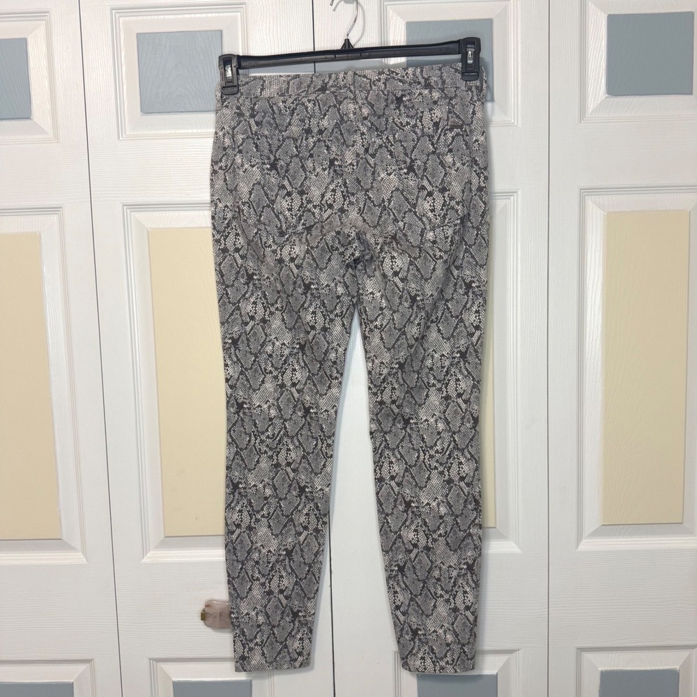 Ella Moss Anthropologie Mid Rise Skinny Grey Black White Snake Print Pants‎ 29 - Picture 3 of 9